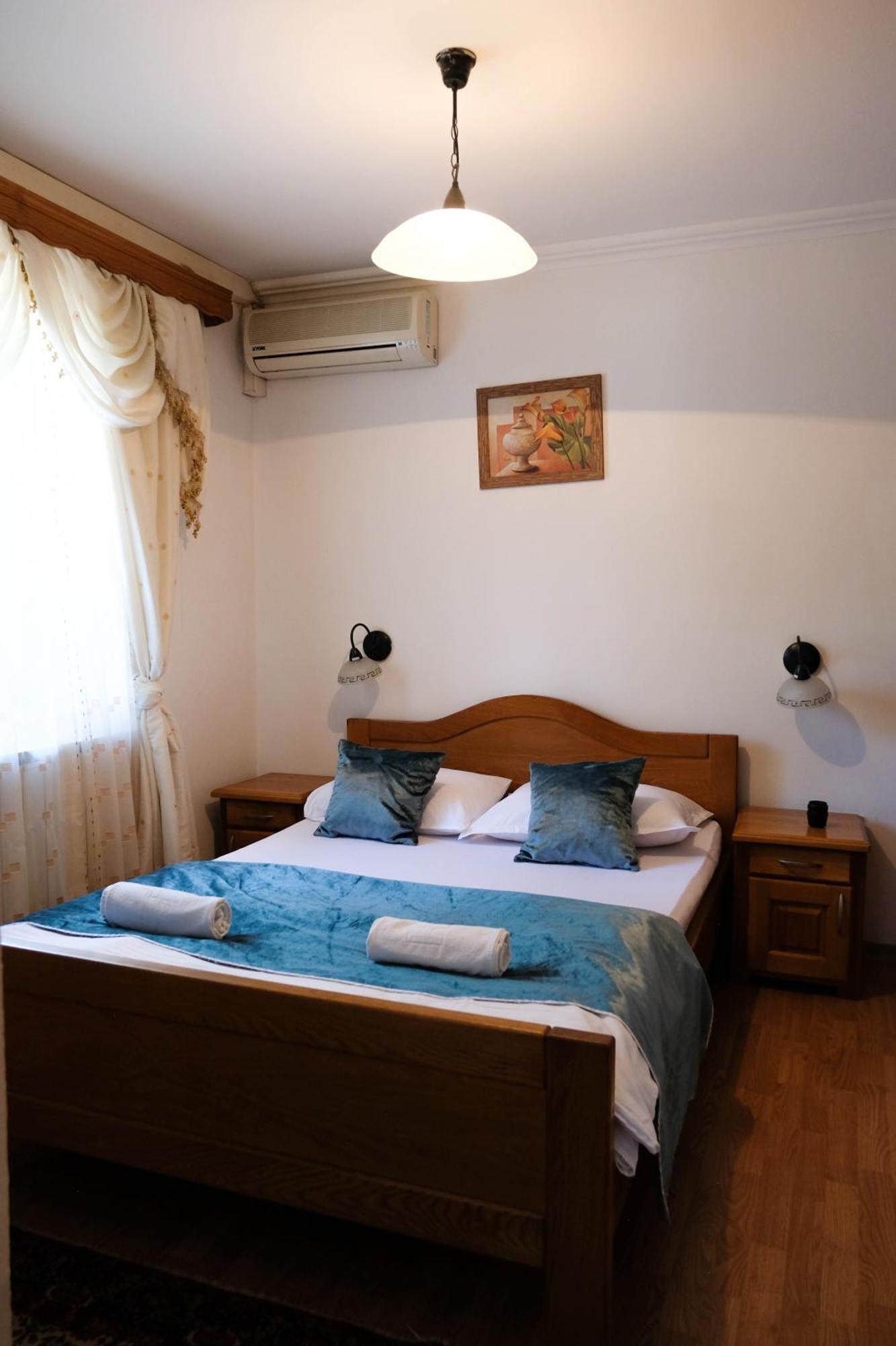 Bed And Breakfast Vijecnica ซาราเยโว ภายนอก รูปภาพ